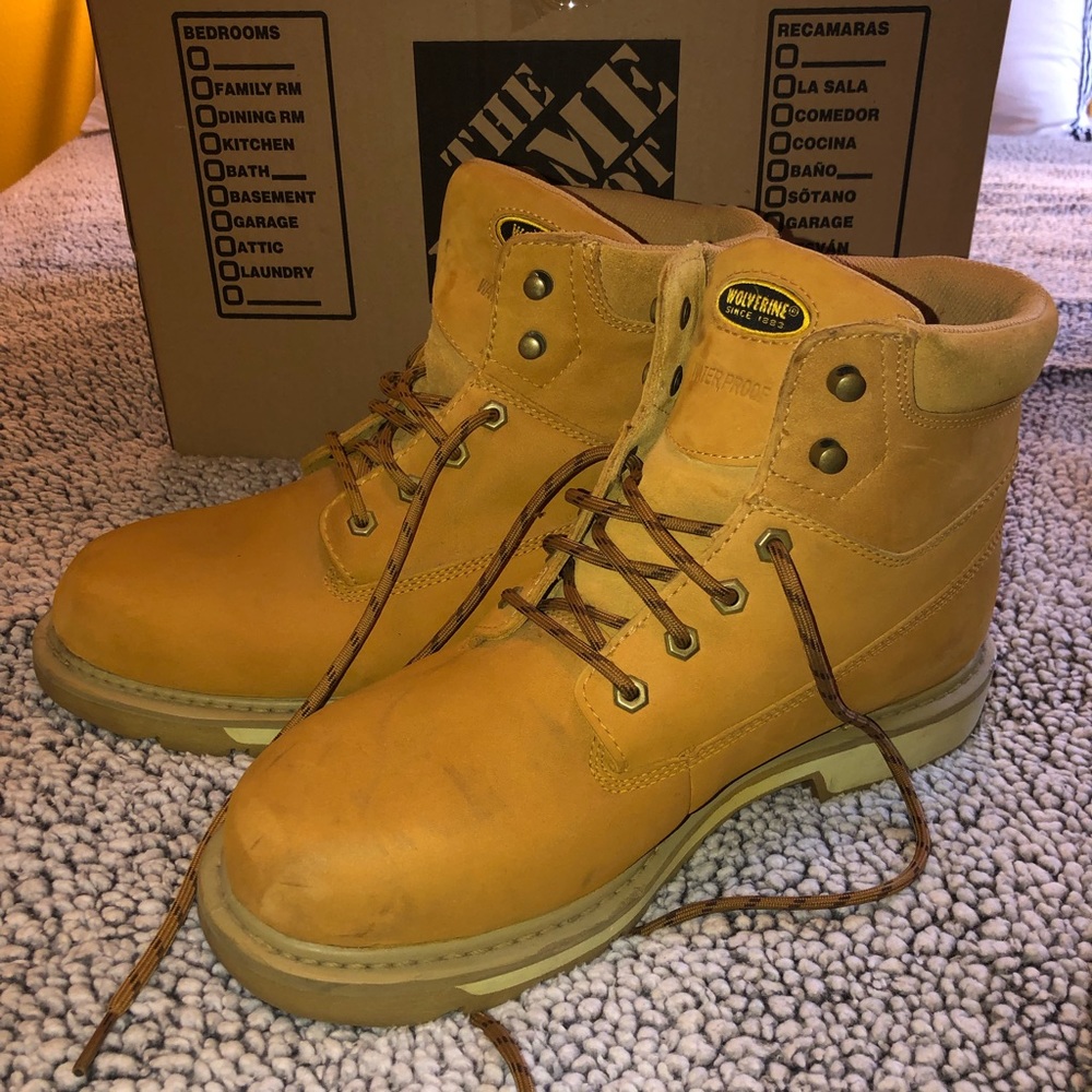 Men’s size 11 Wolverine Boots